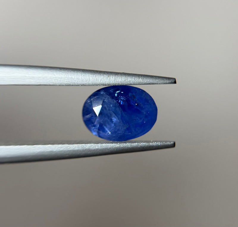 Blue Sapphire - 2.05ct