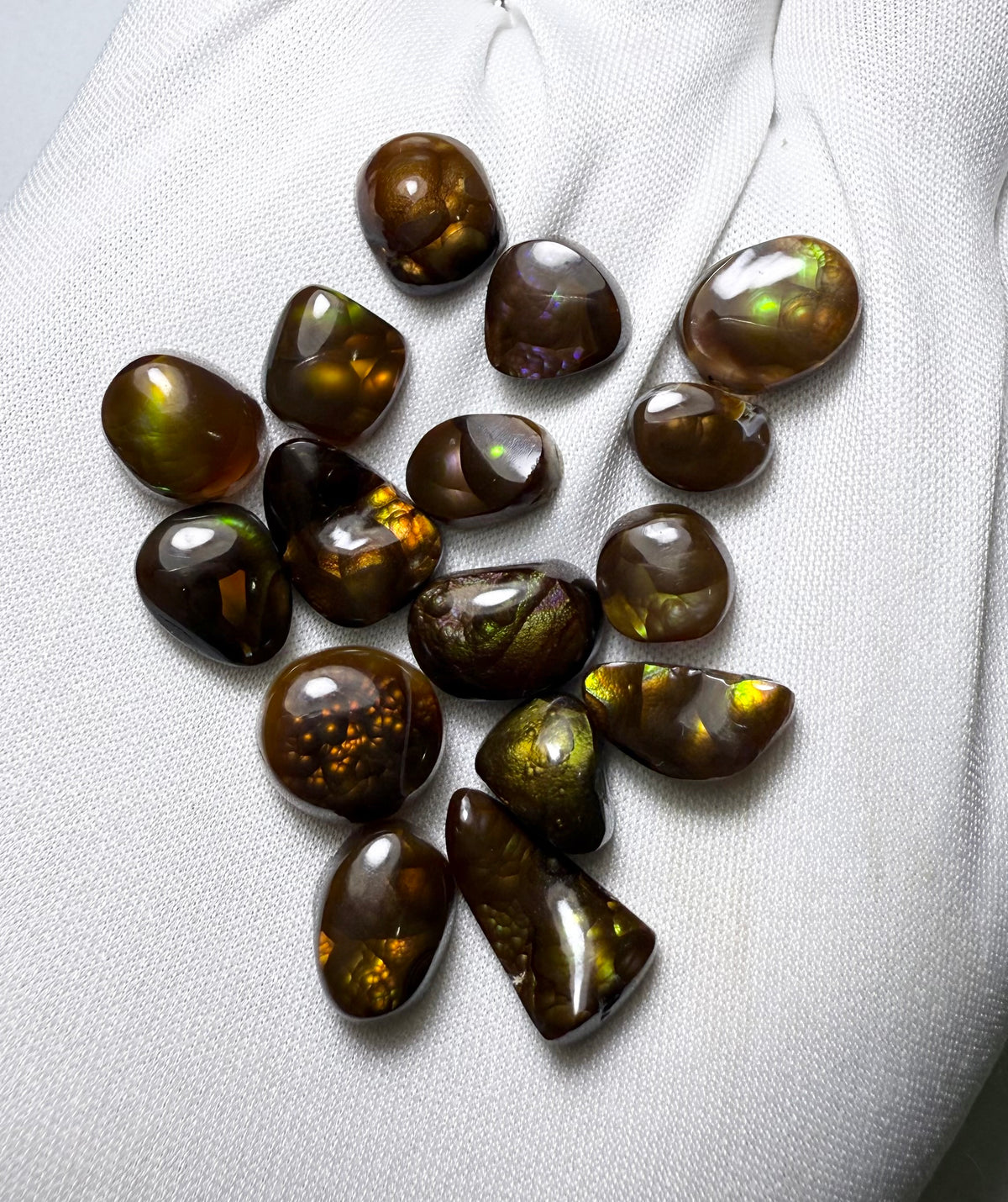 Mexican Fire Agte Lot - 55.1ct - 16Pcs