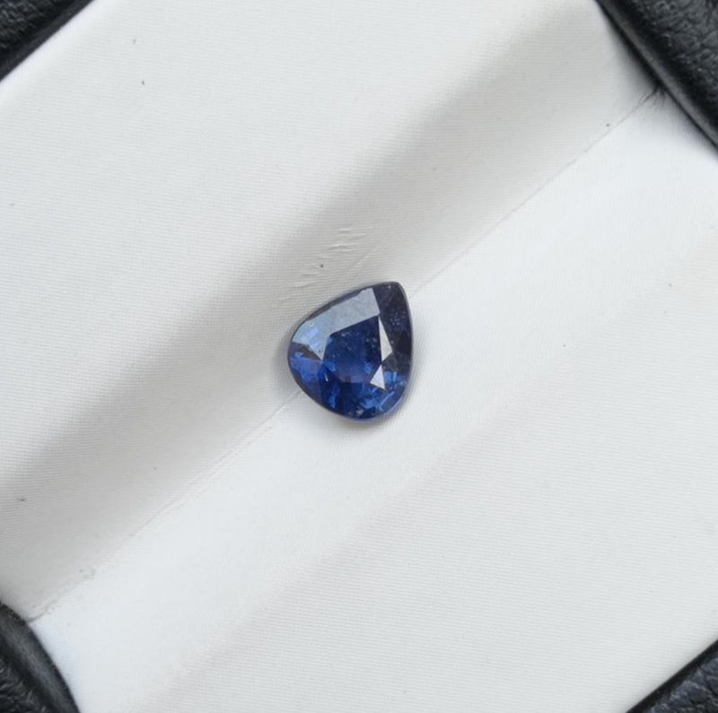 Blue Sapphire - 0.69ct