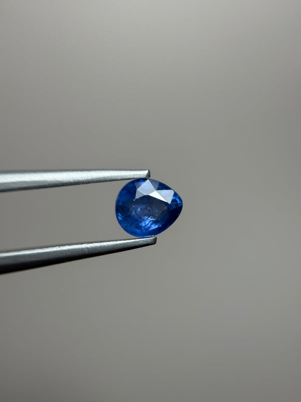Blue Sapphire - 1.10ct