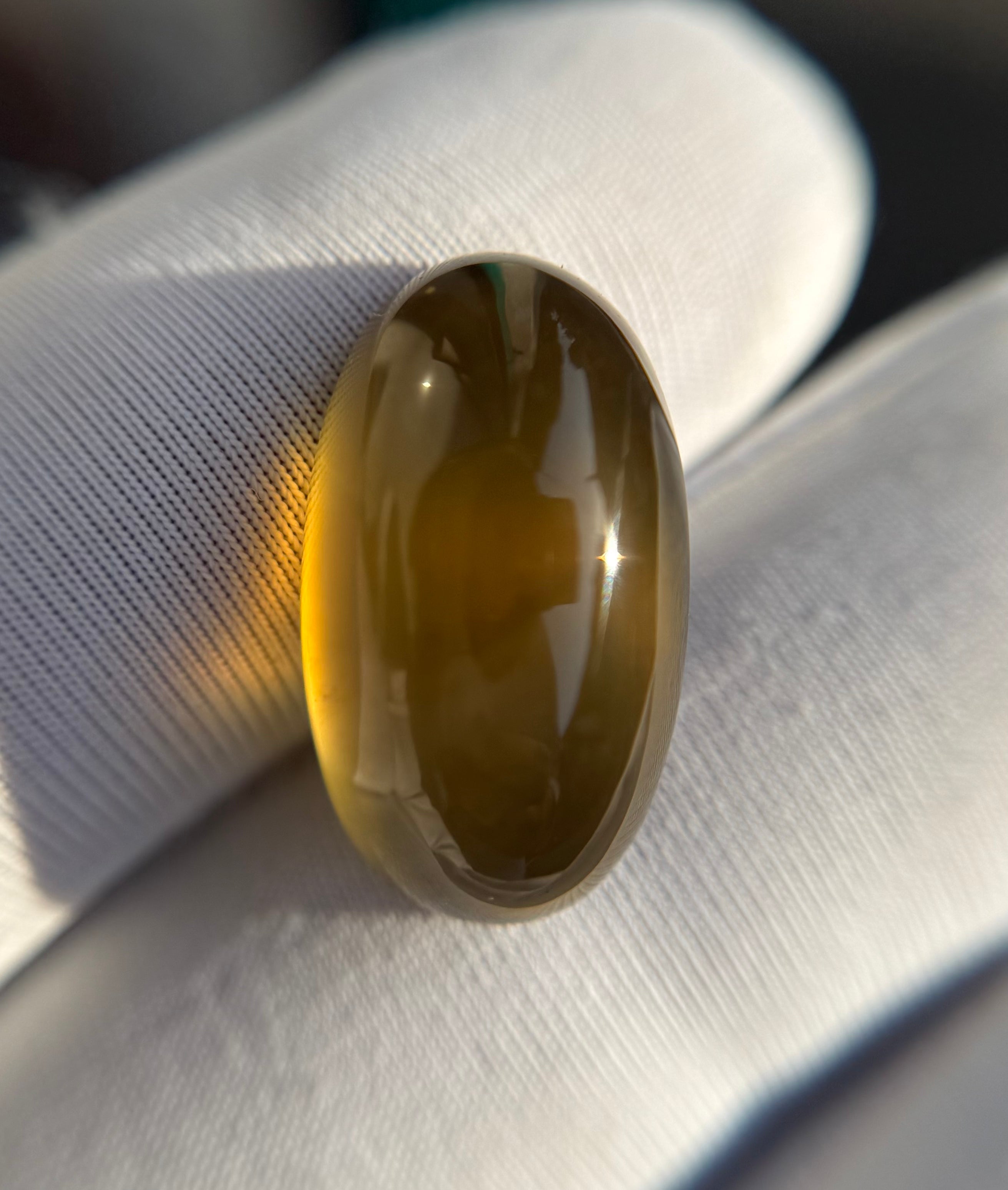 Vesuvianite ( Idocrase ) - 18.8ct