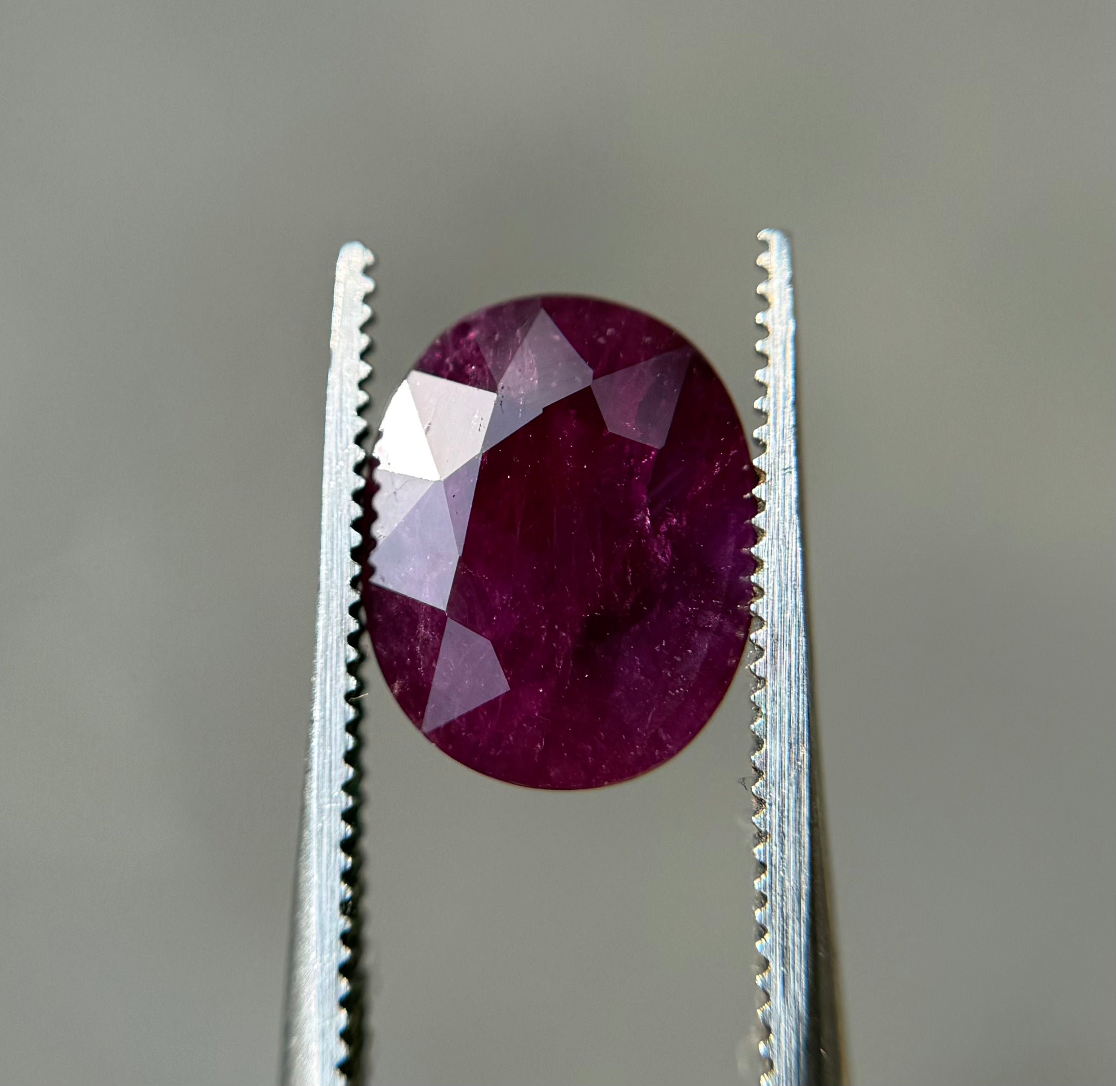 Kashmiri Ruby - 3.7ct