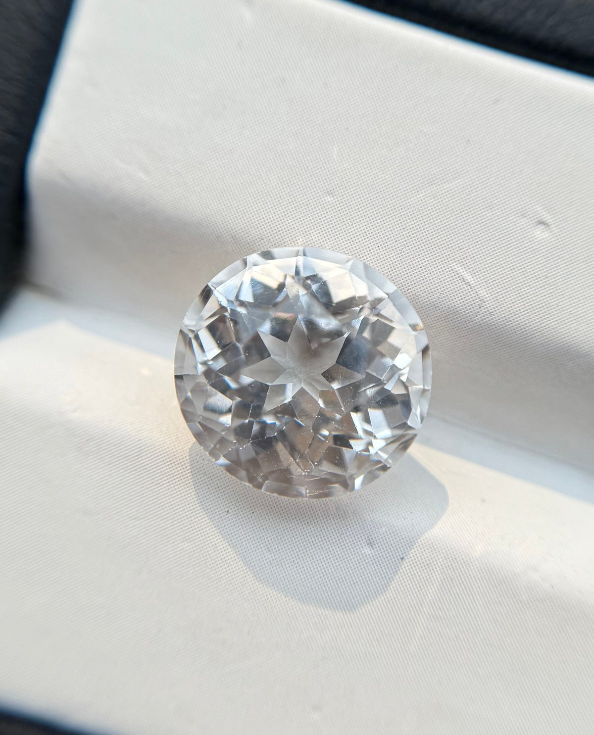 White Topaz - 8ct
