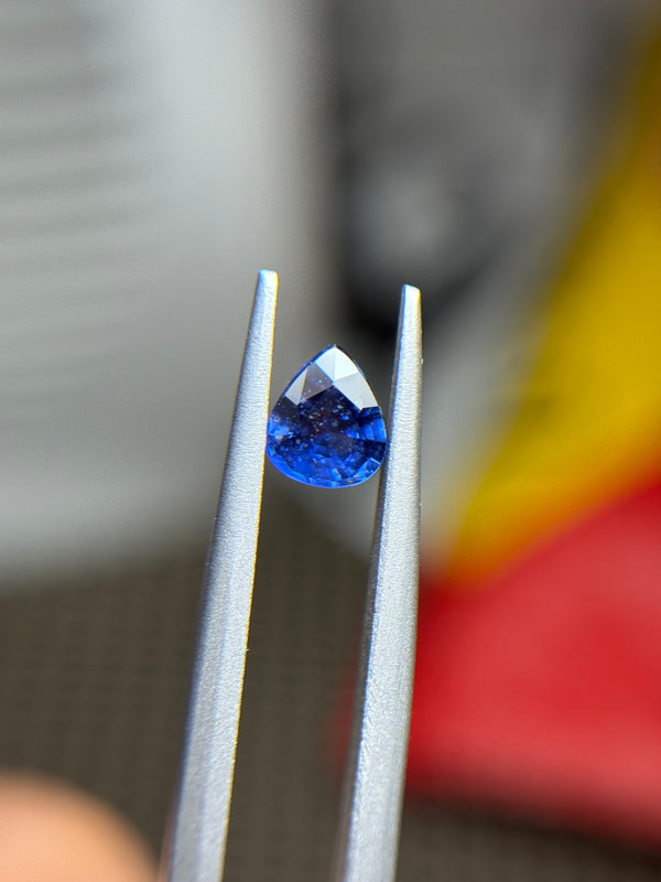 Blue Sapphire - 0.69ct