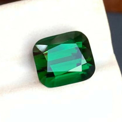 Tourmaline 13.28 ct Dark Green Color Natural Certified