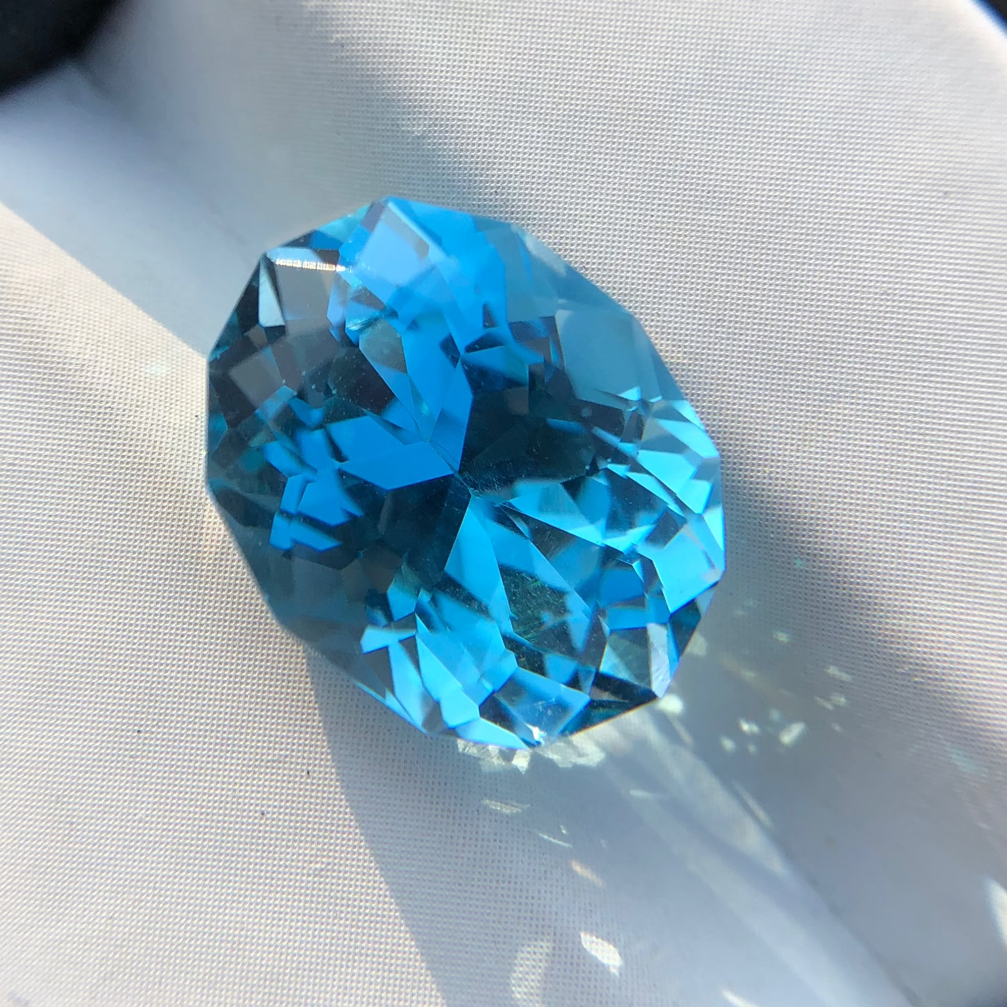 Blue Topaz - 8.8ct