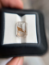 Quartz with Biotite Mica - 13.8ct