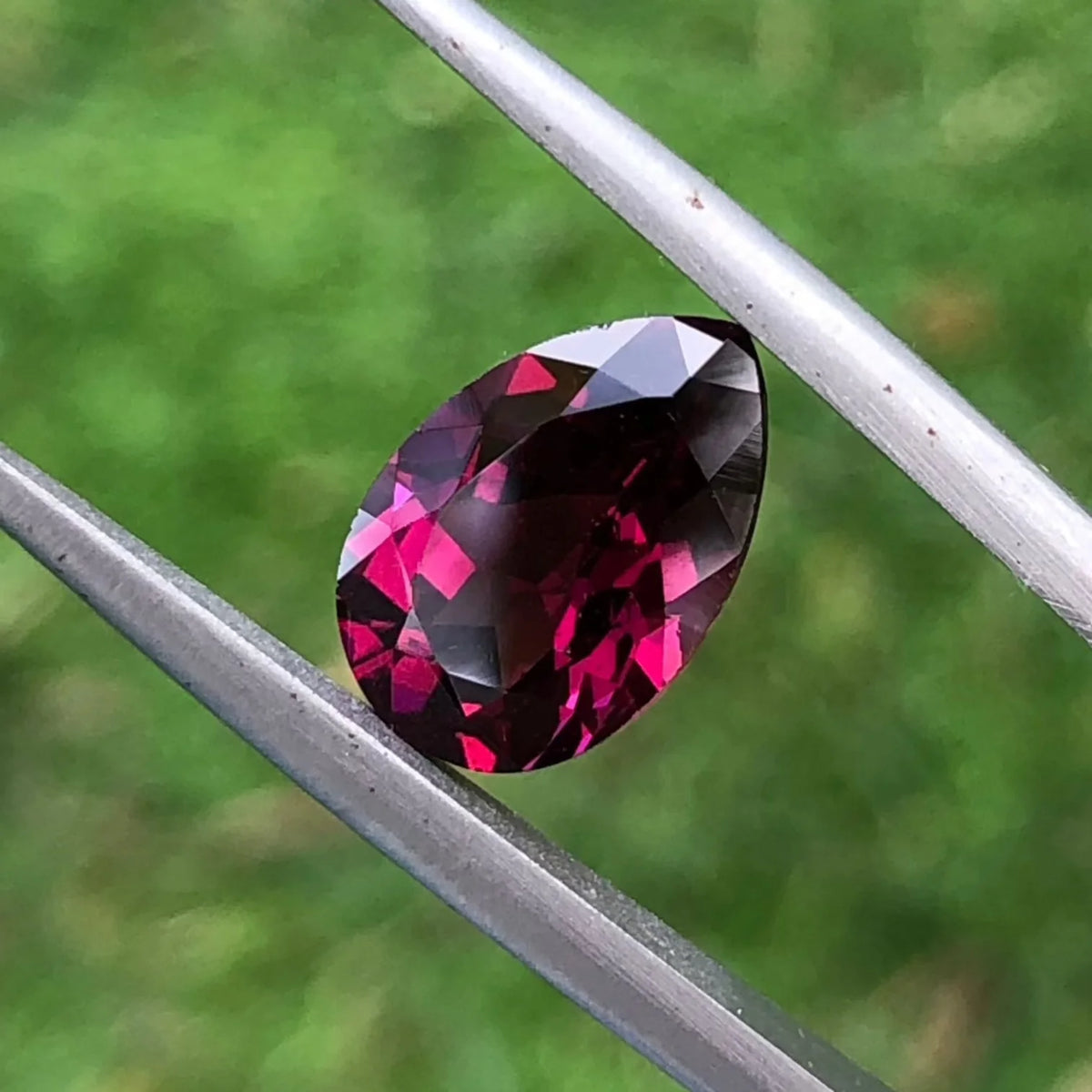 Natural PyropeGarnet- 4.1ct